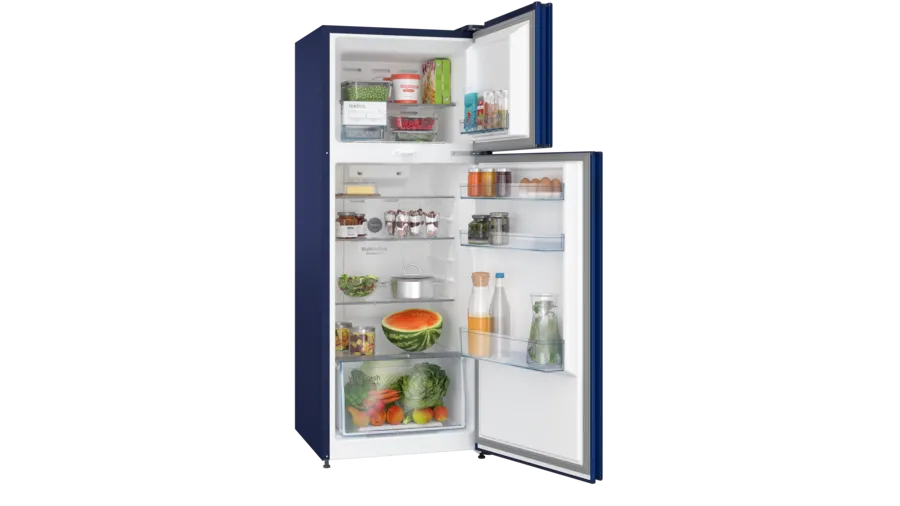 Series 4 free-standing fridge-freezer with freezer at top 156 x 60.5 cm