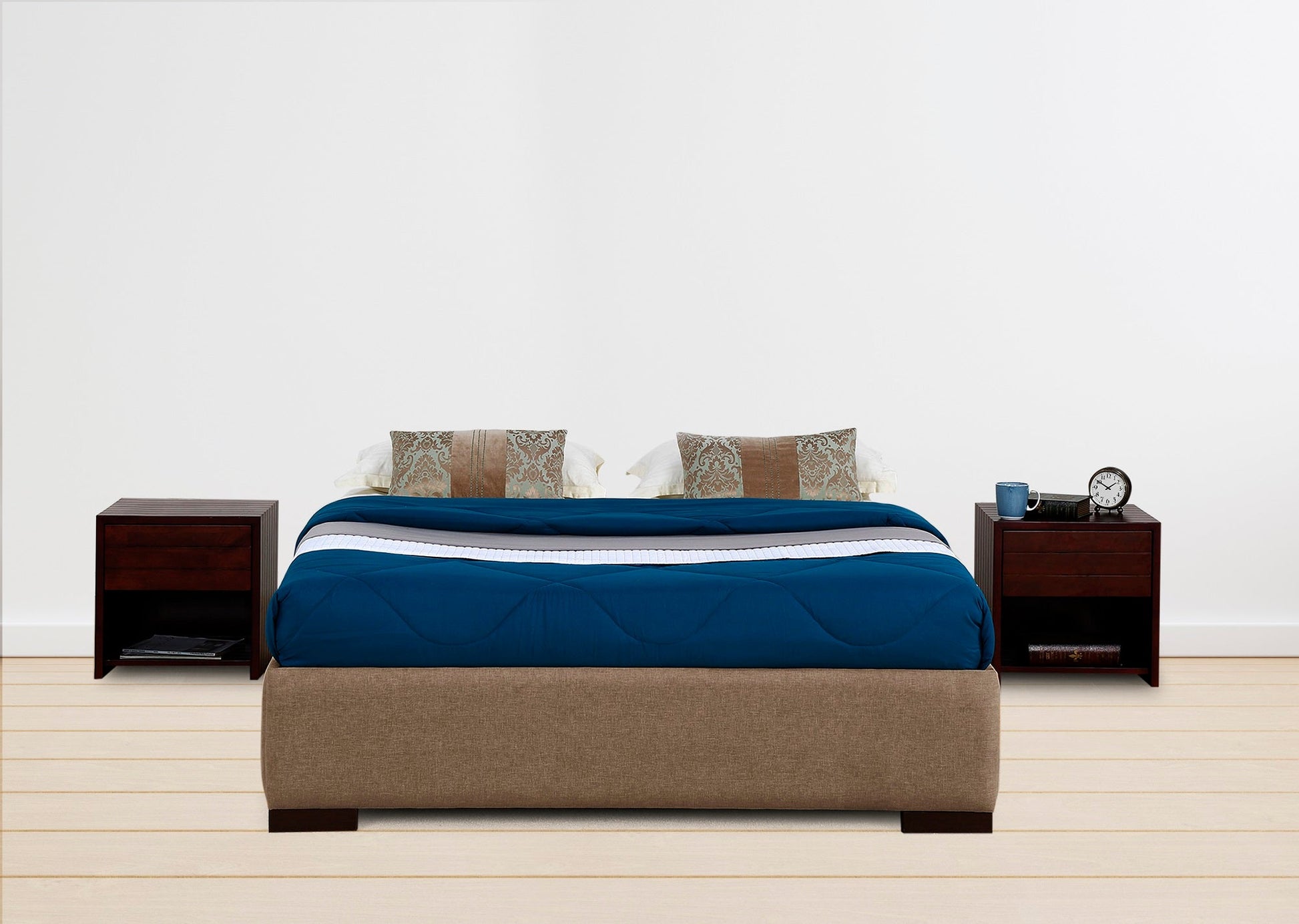 Dream Fully Upholstered Bed without Storage