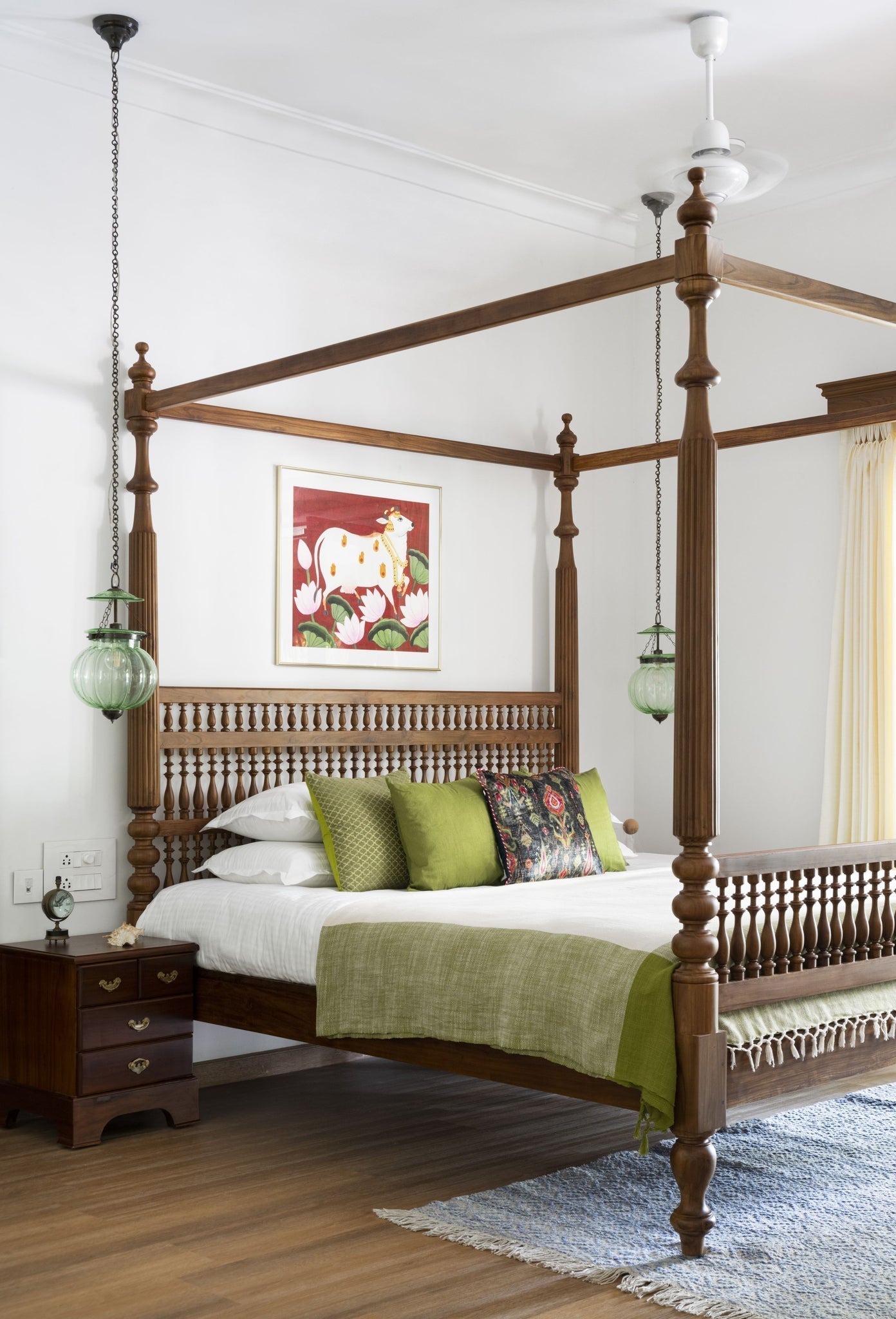 Stately Poster Bed