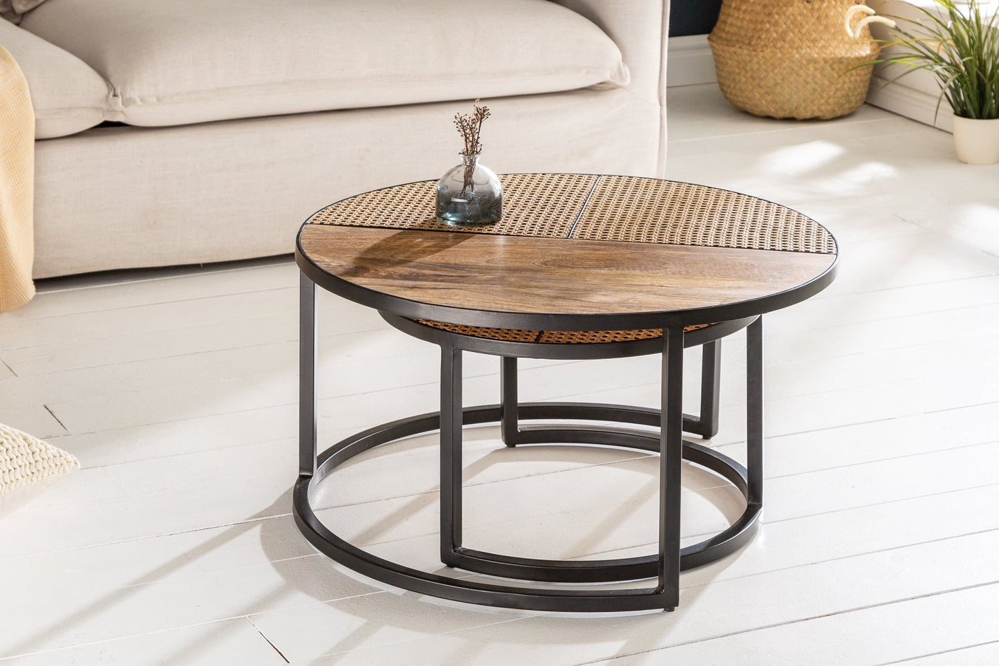 Majestic Nesting Table