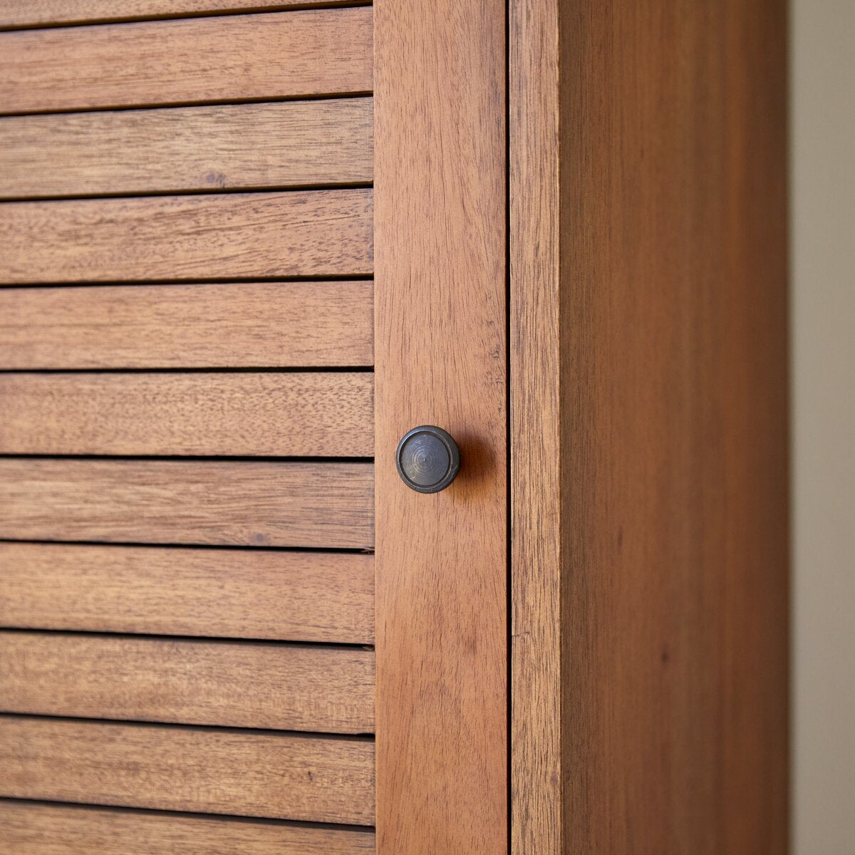 Graceful Bathroom Cabinet