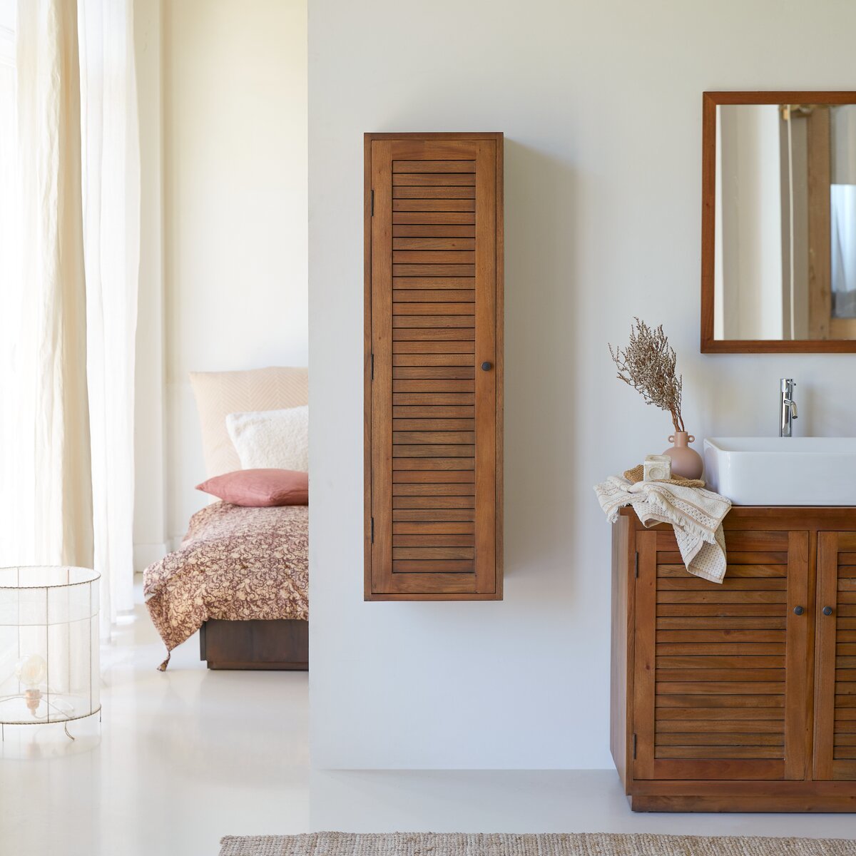 Graceful Bathroom Cabinet