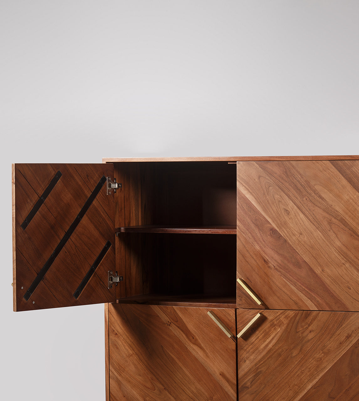 Minimalist Cabinet