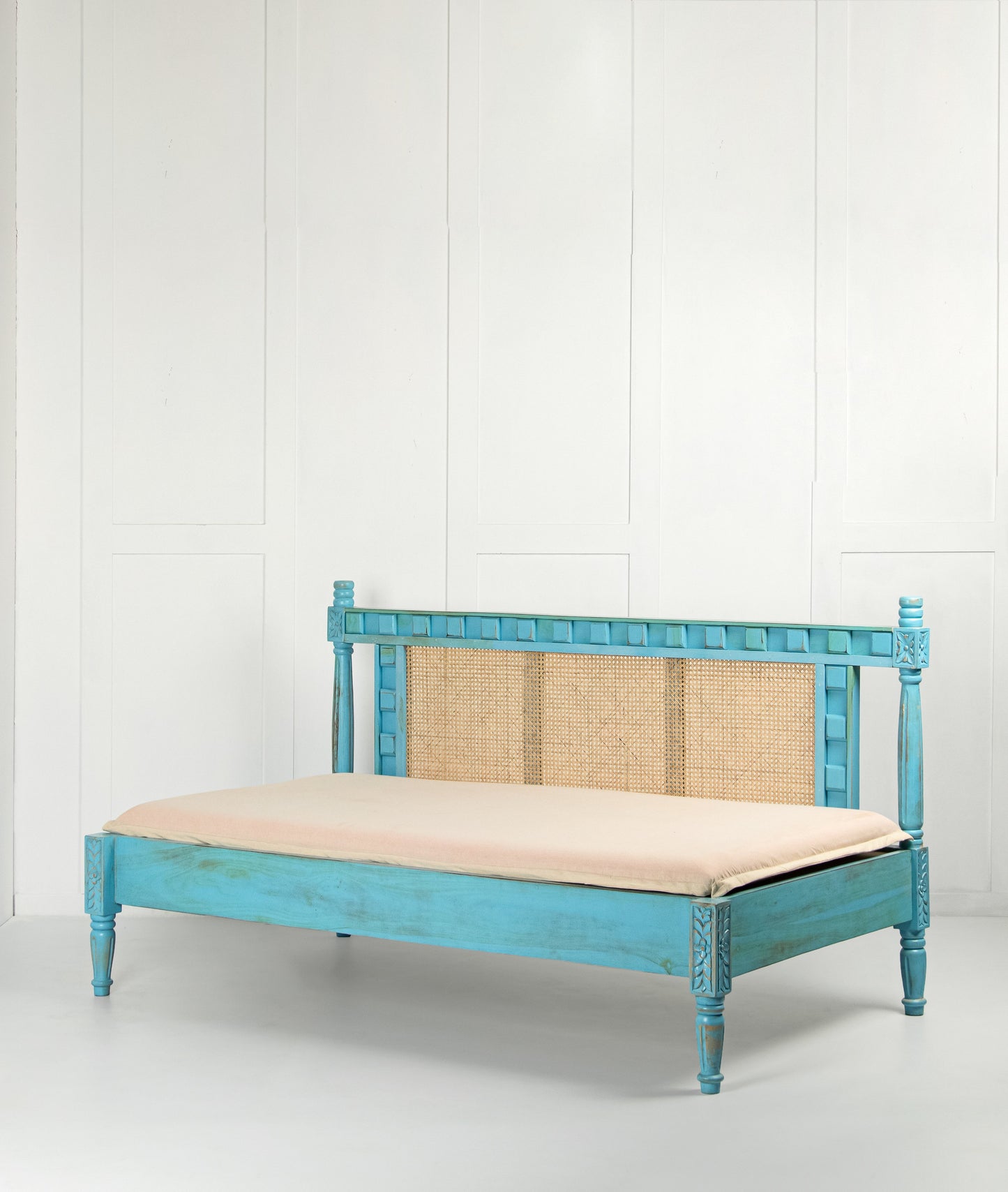 Glimmer Day Bed