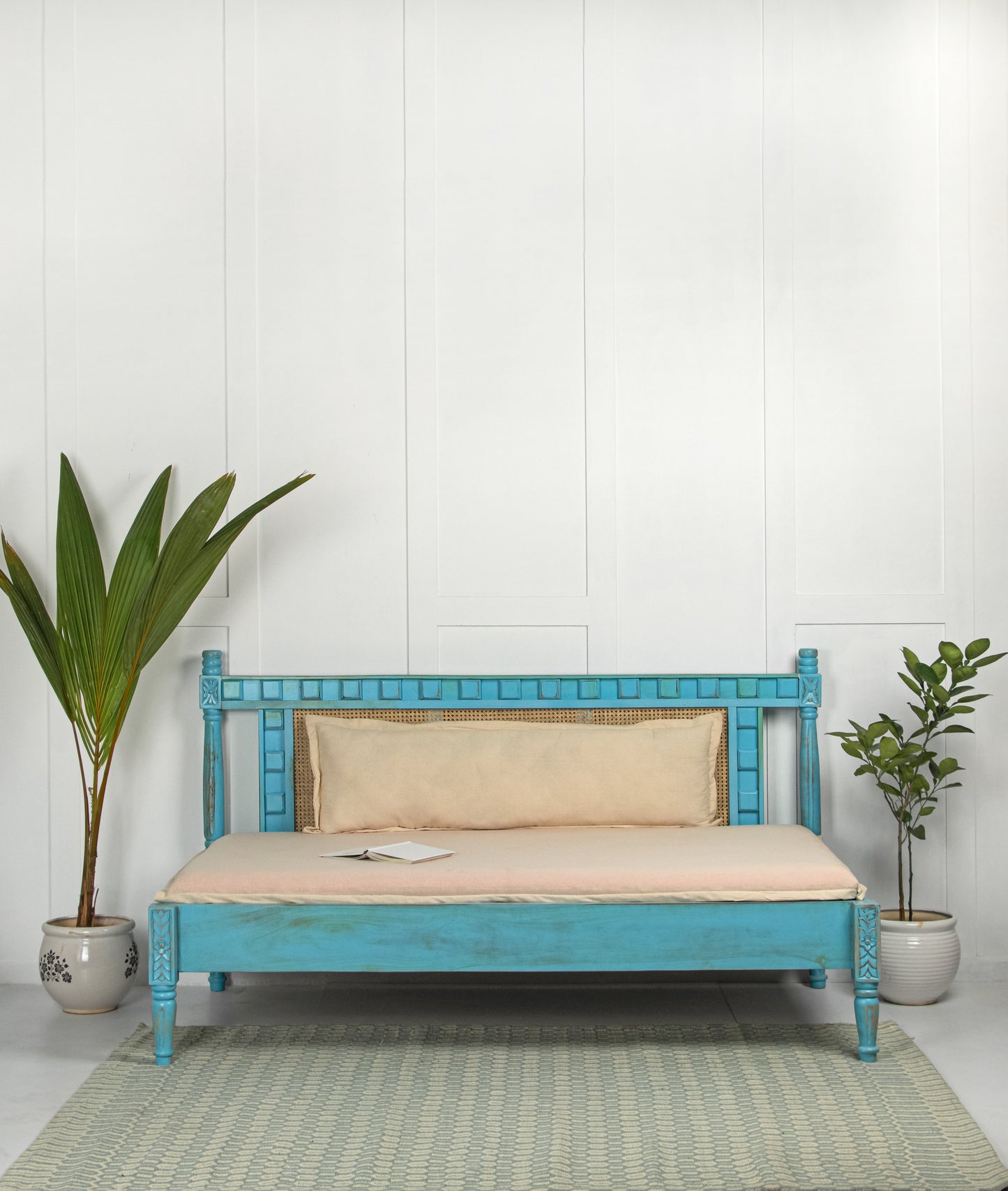 Glimmer Day Bed