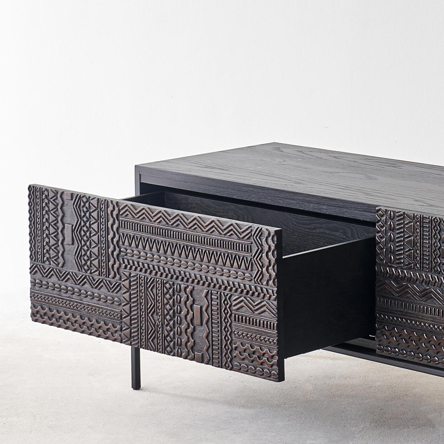 Crisp Carved TV Unit