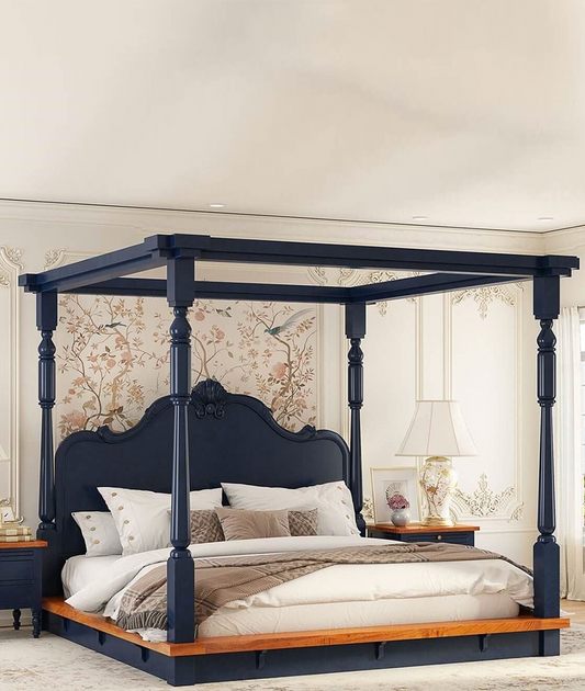 Quaint Poster Bed