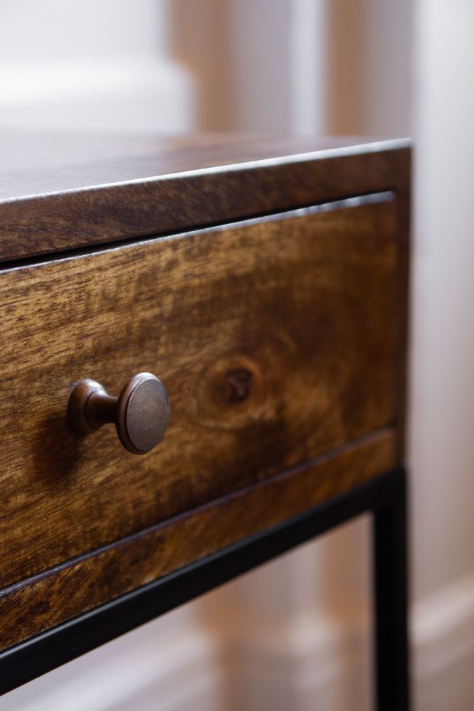 Heirloom Drawer Bedside Table