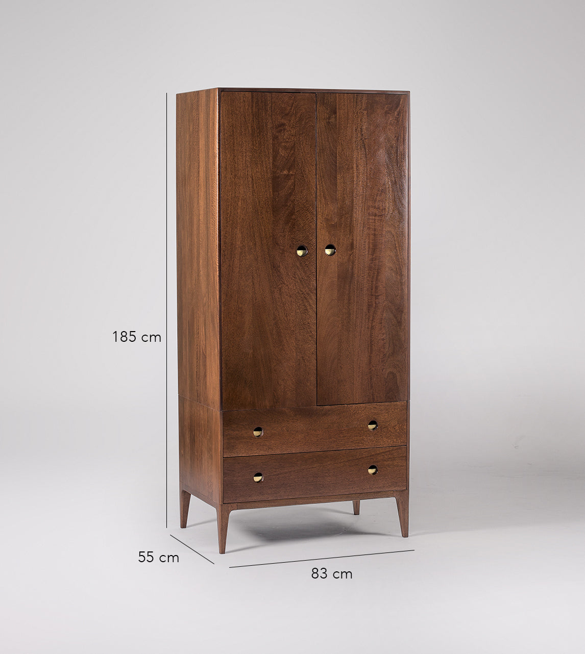 Chic Mid-Century Wardrobe