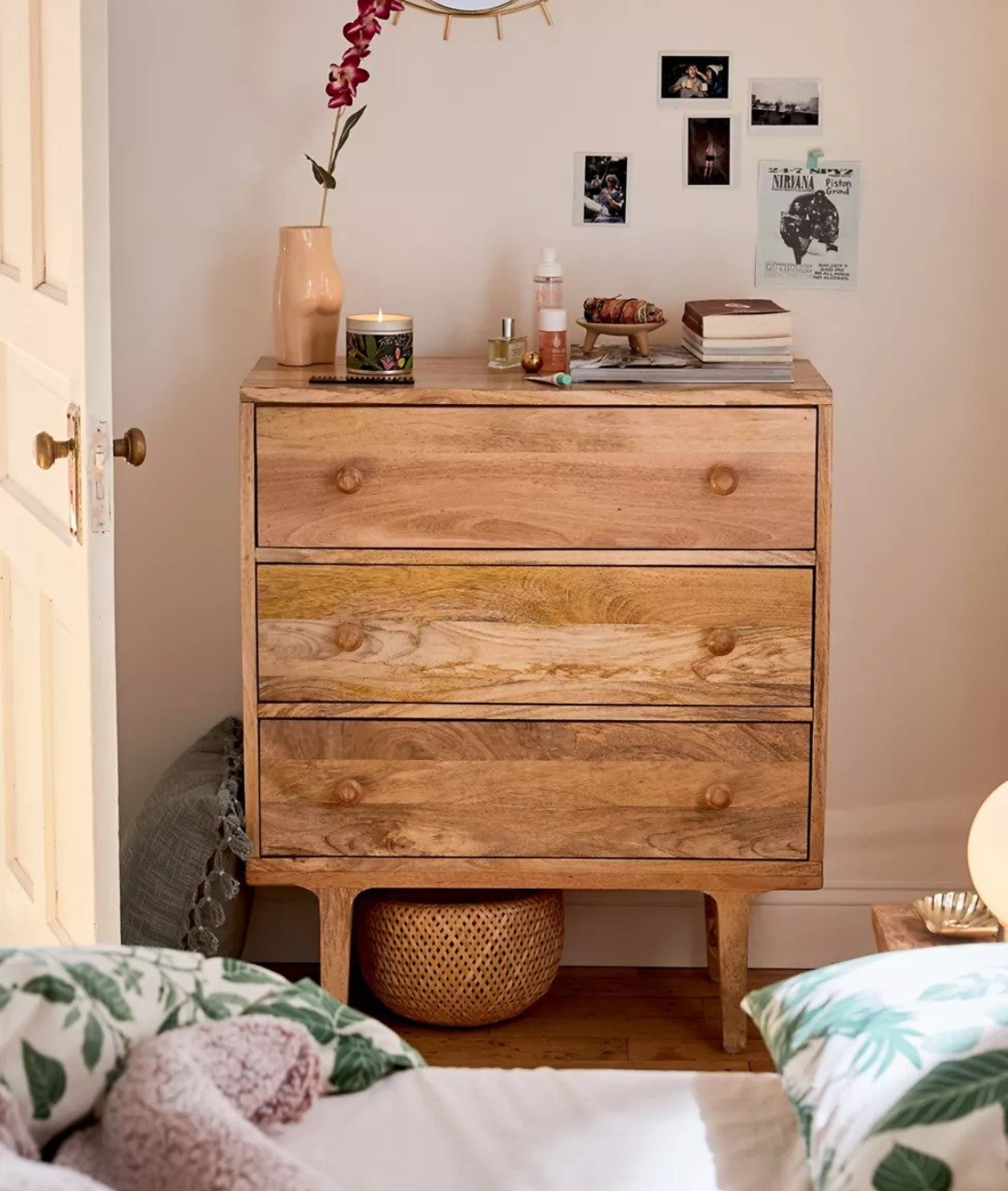 Distinctive Chest Of Drawers